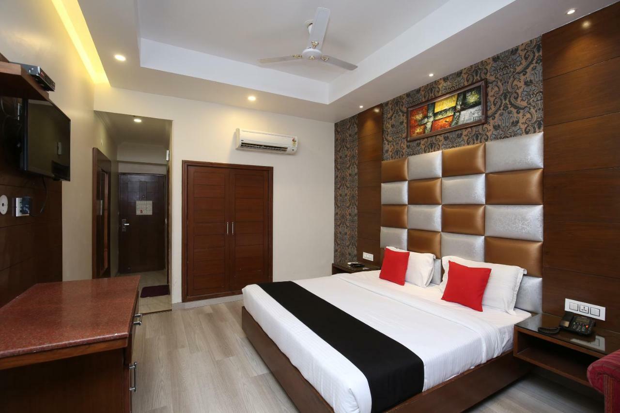 Hotel Shagun Chandigarh Zirakpur Hotel 3*